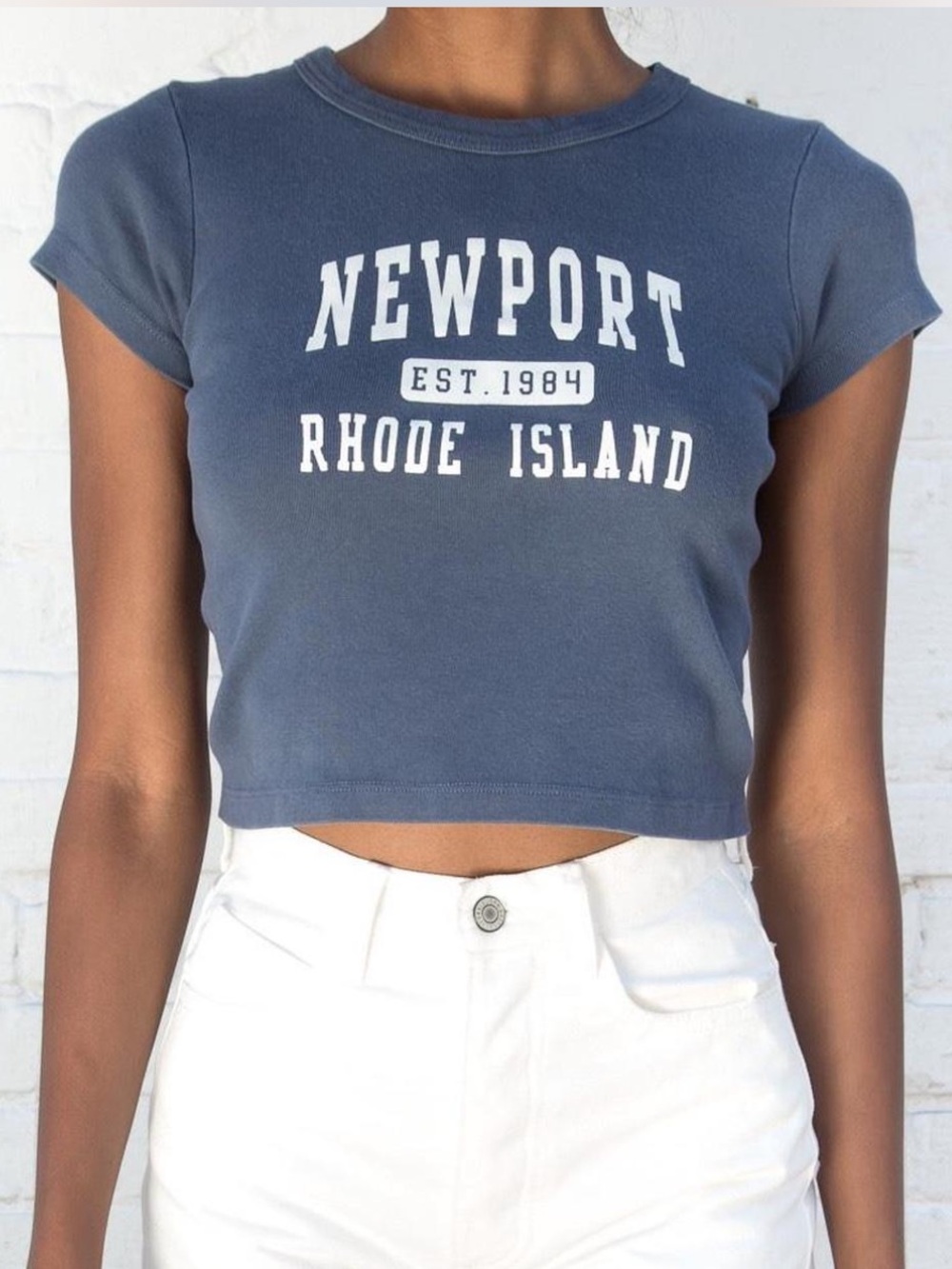 Brandy Melville Short Sleeve Tee in Charcoal